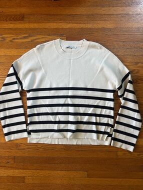 Abercrombie & Fitch Cream Ribbed Crewneck Sweater